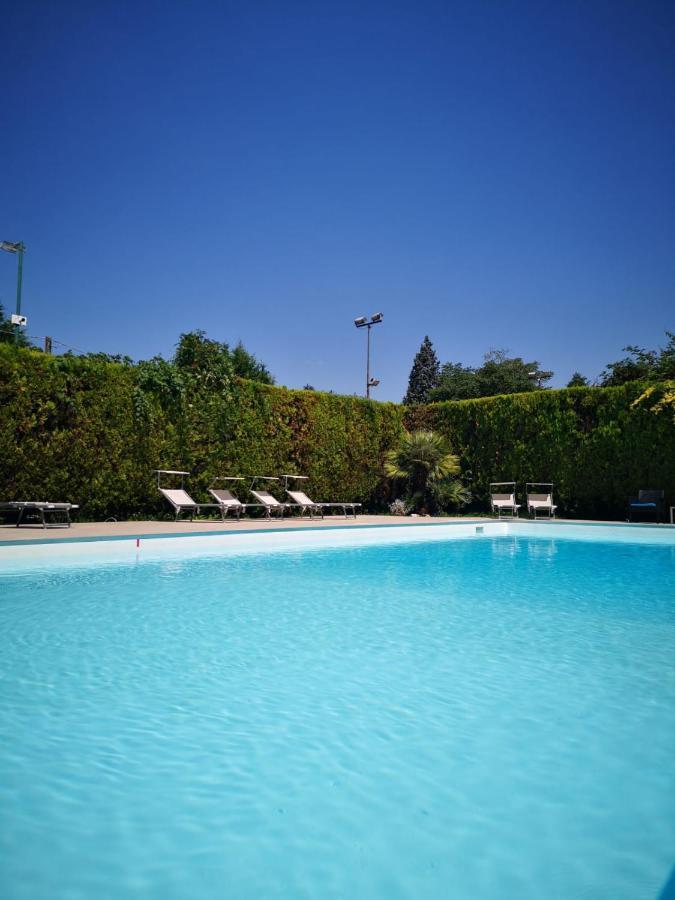 Zoello Je Suis Hotel